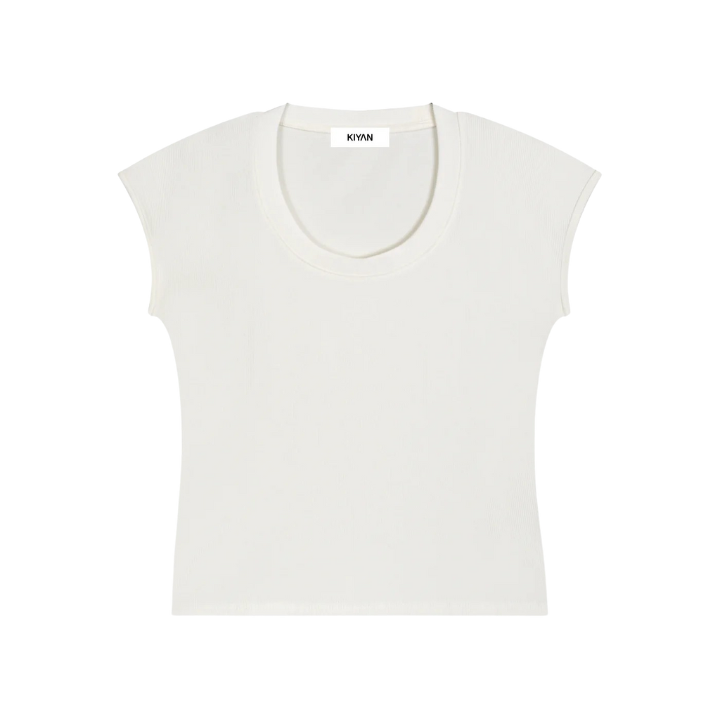 FITTED T-SHIRT